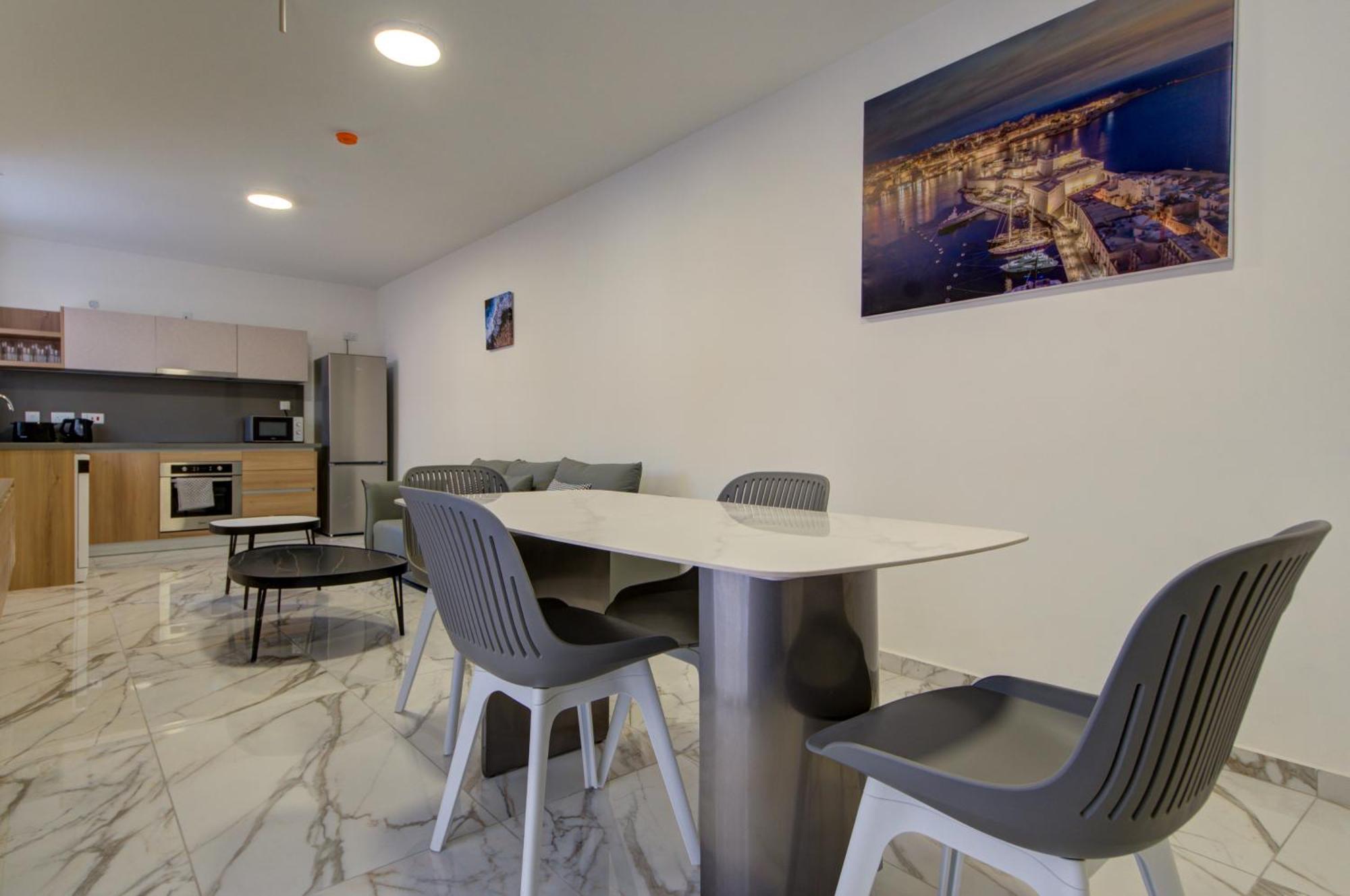 The St Pauls Bay Escape Suites By 360 Estates San Pawl il-Baħar Eksteriør billede